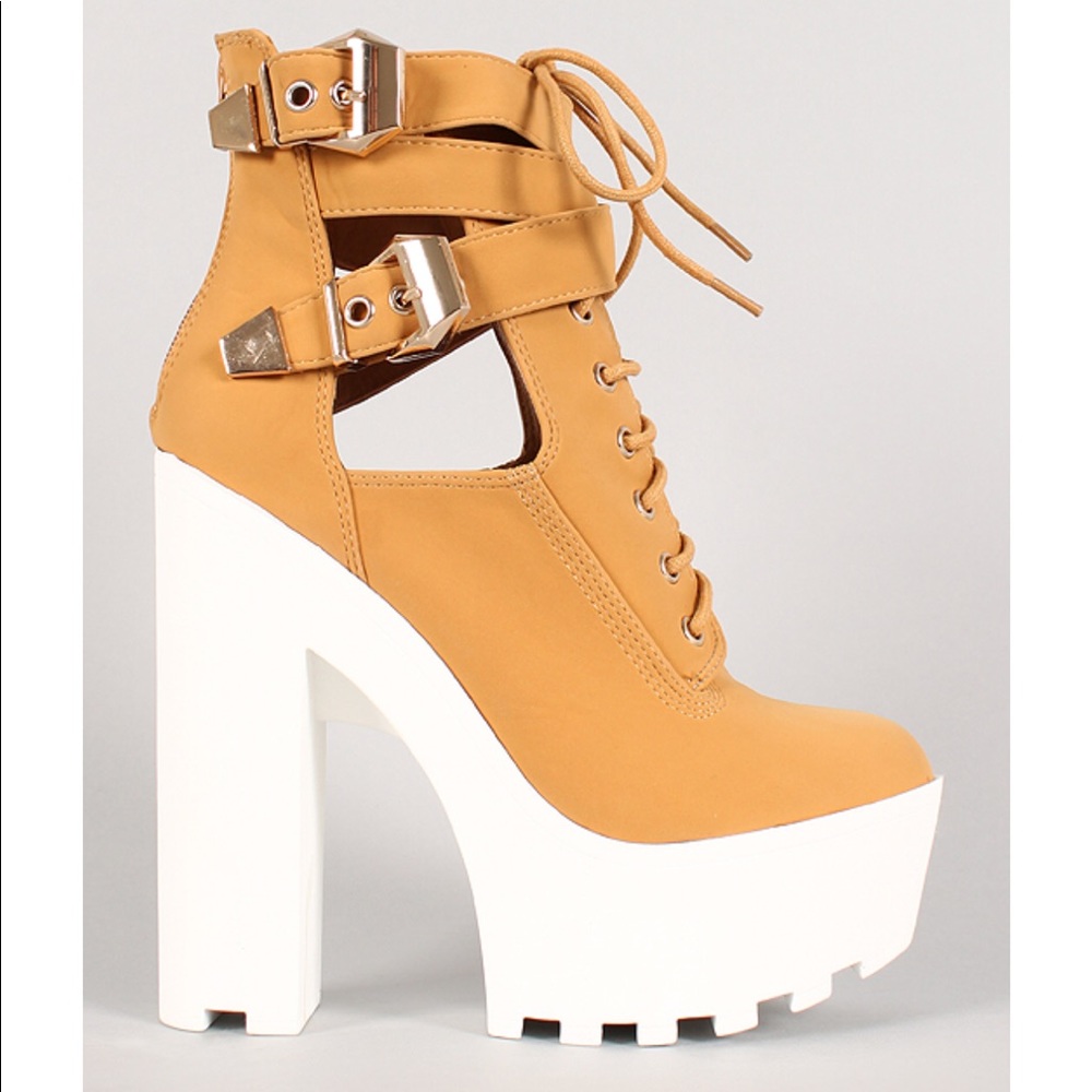 Lounge Nubuck Lace Up Platform Lug Sole Heel